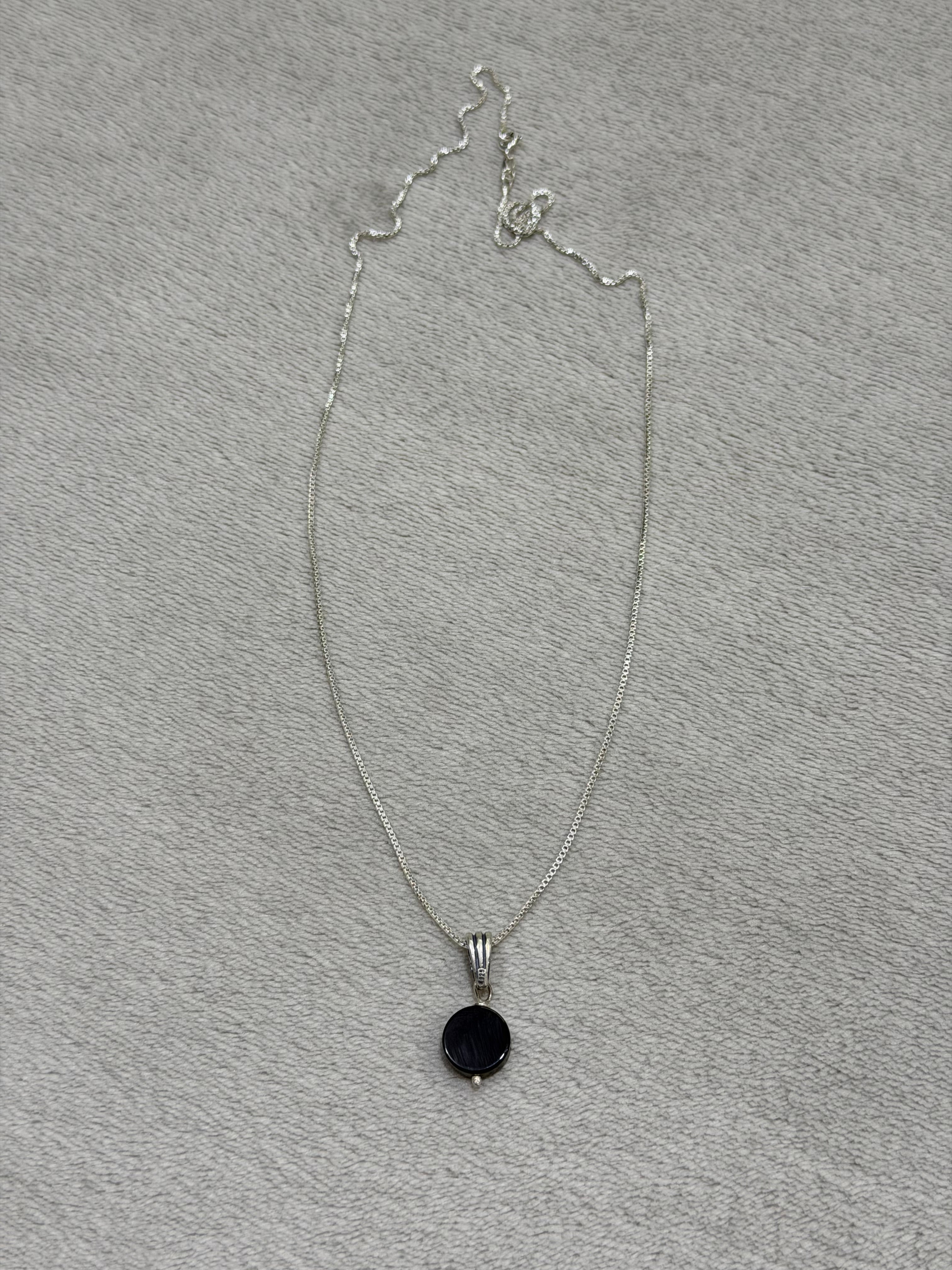Original Italian boxes necklace with natural onyx stone
