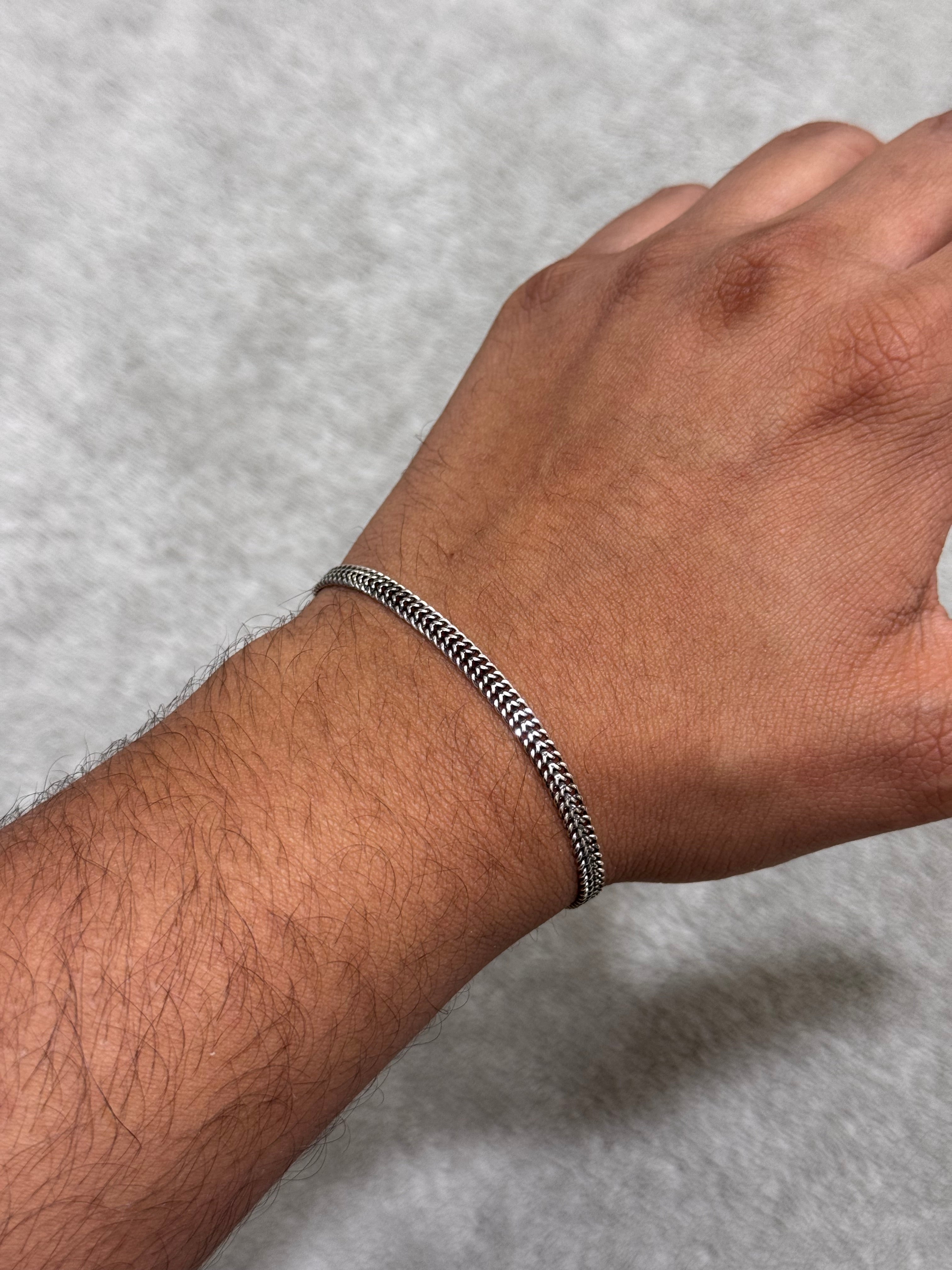 Dark Bismarck bracelet